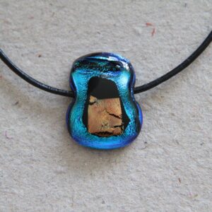 Lædersnøre halssmykke