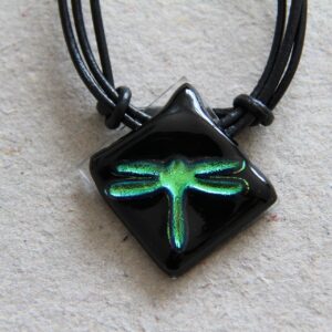 Lædersnøre halssmykke