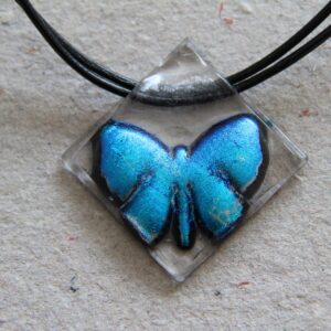 Lædersnøre halssmykke