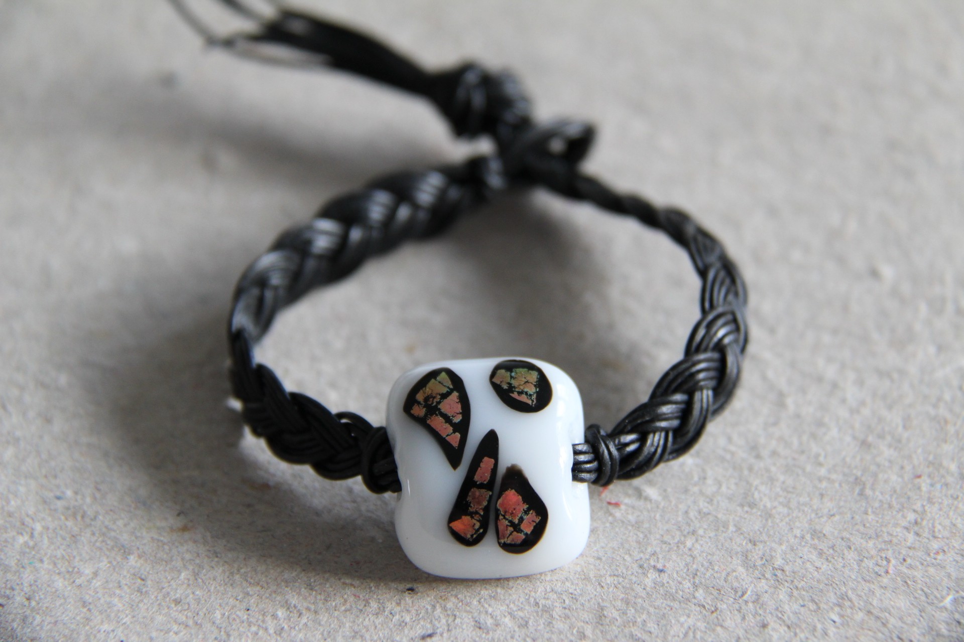 123.jpg Lædersnøre armbånd