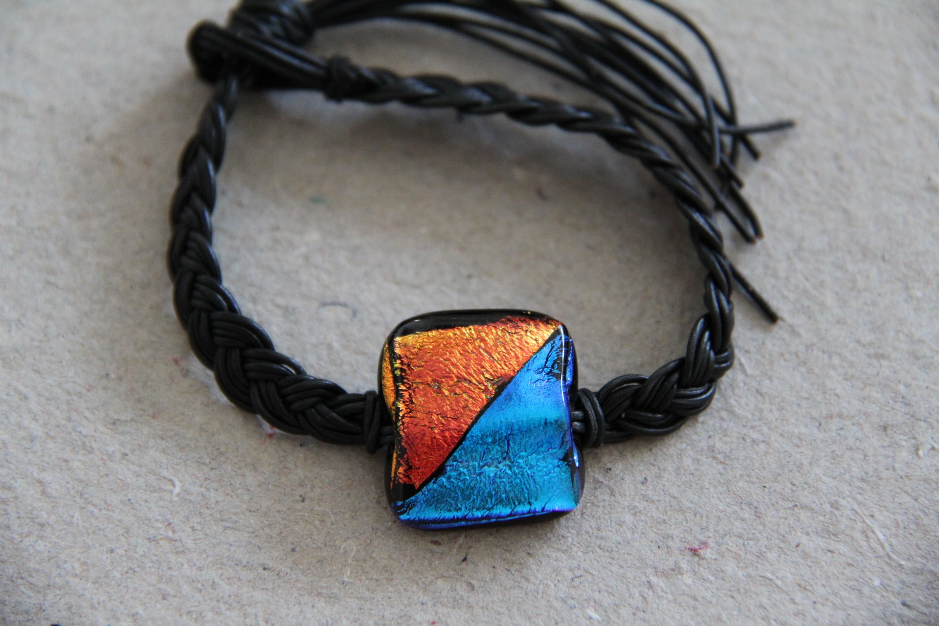 125.jpg Lædersnøre armbånd