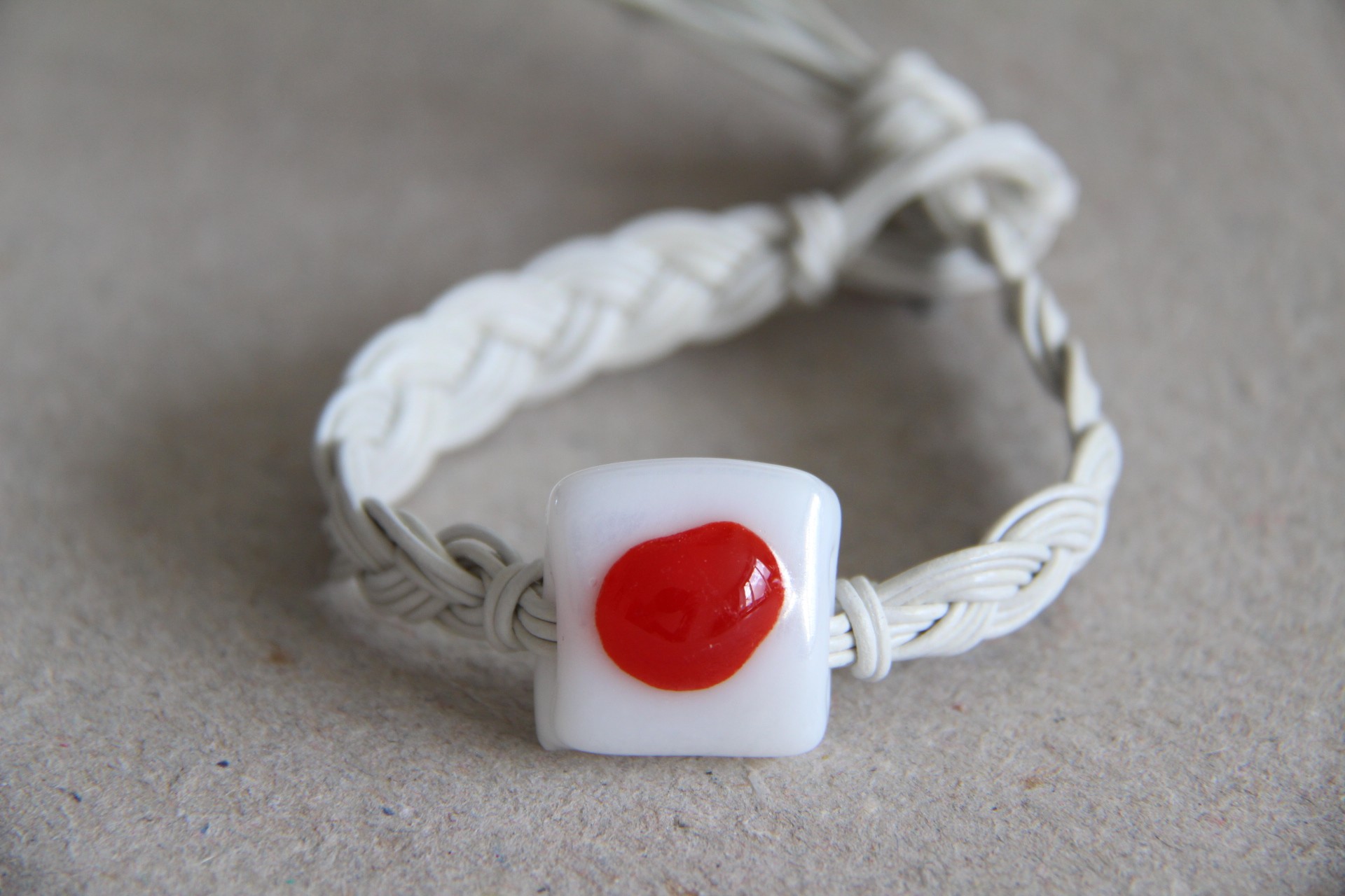 127.jpg Lædersnøre armbånd