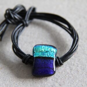 Lædersnøre armbånd