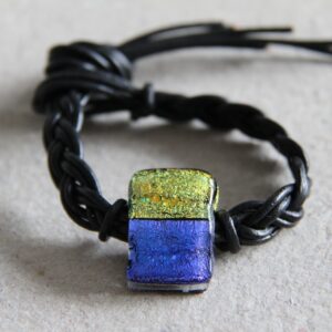 Lædersnøre armbånd