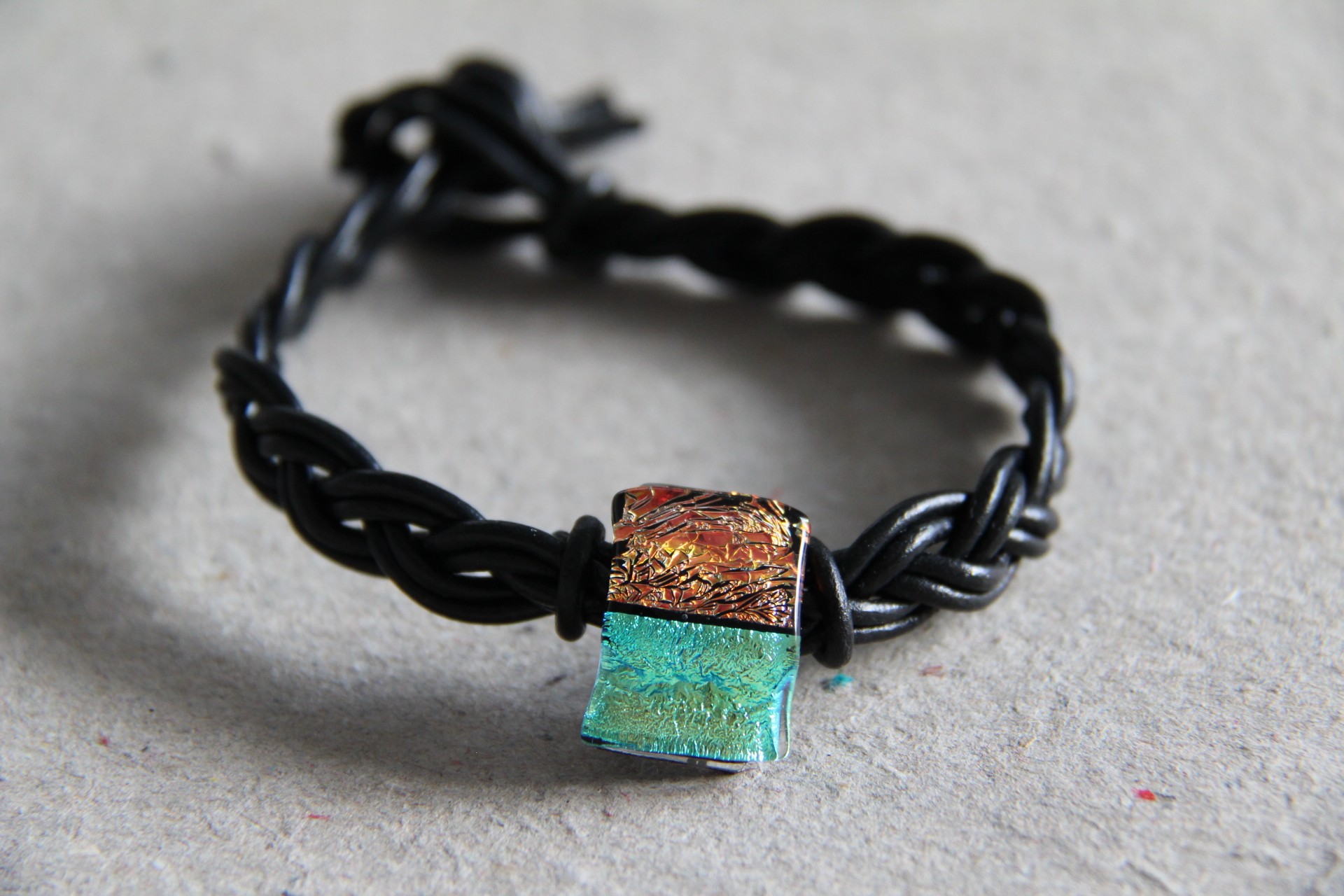 143.jpg Lædersnøre armbånd