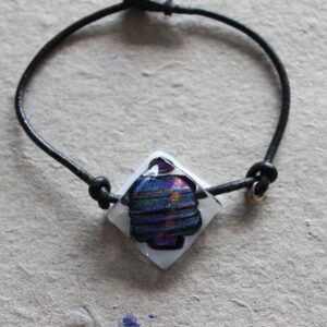 Lædersnøre armbånd