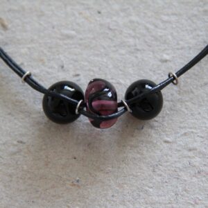 Lædersnøre halssmykke