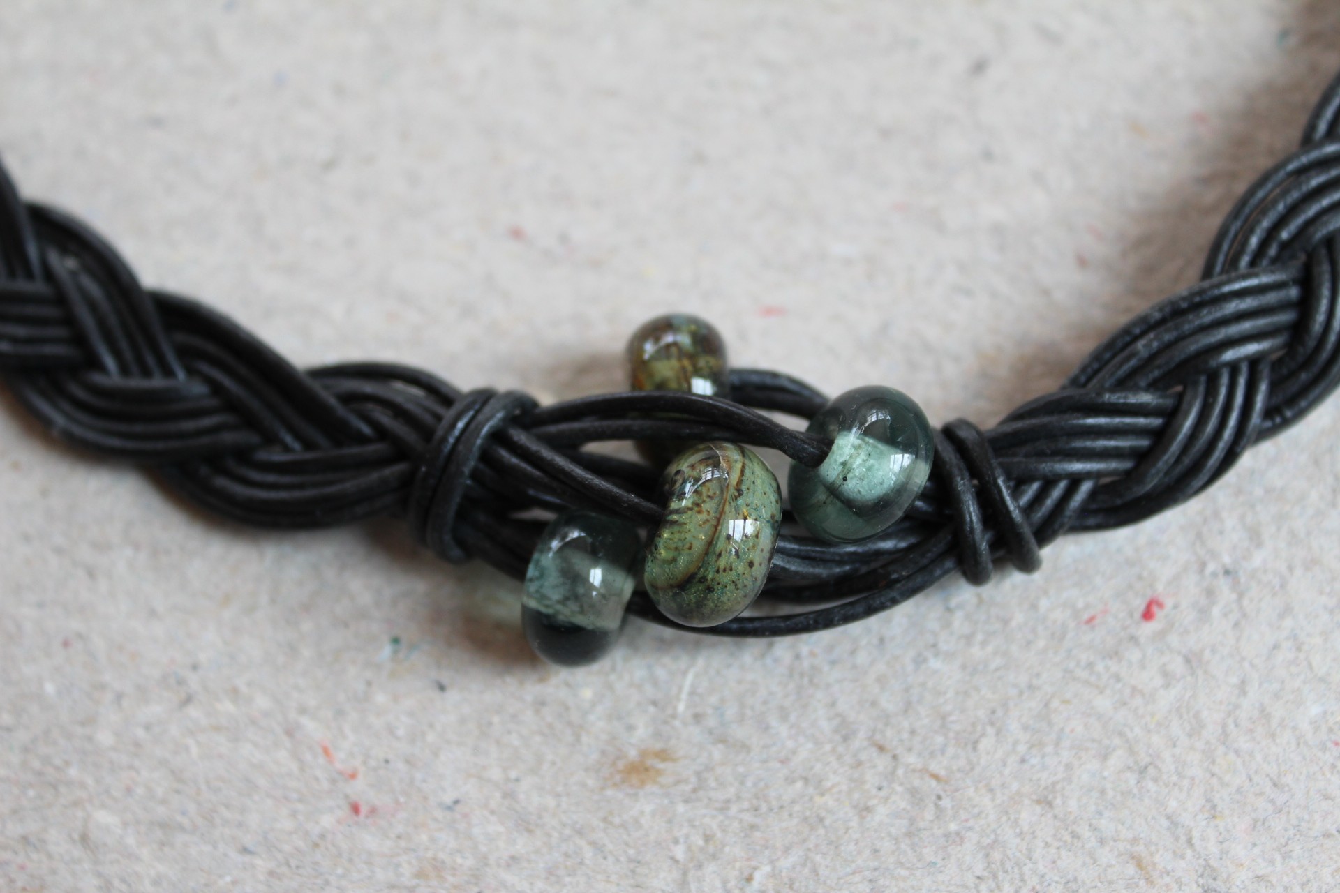 349.jpg Lædersnøre halssmykke