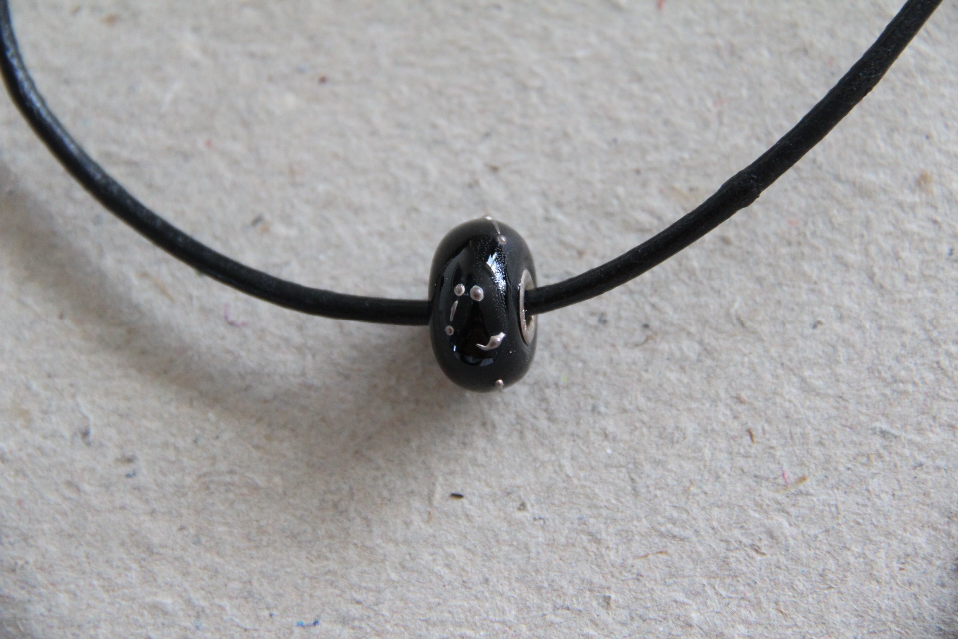 351.jpg Lædersnøre halssmykke