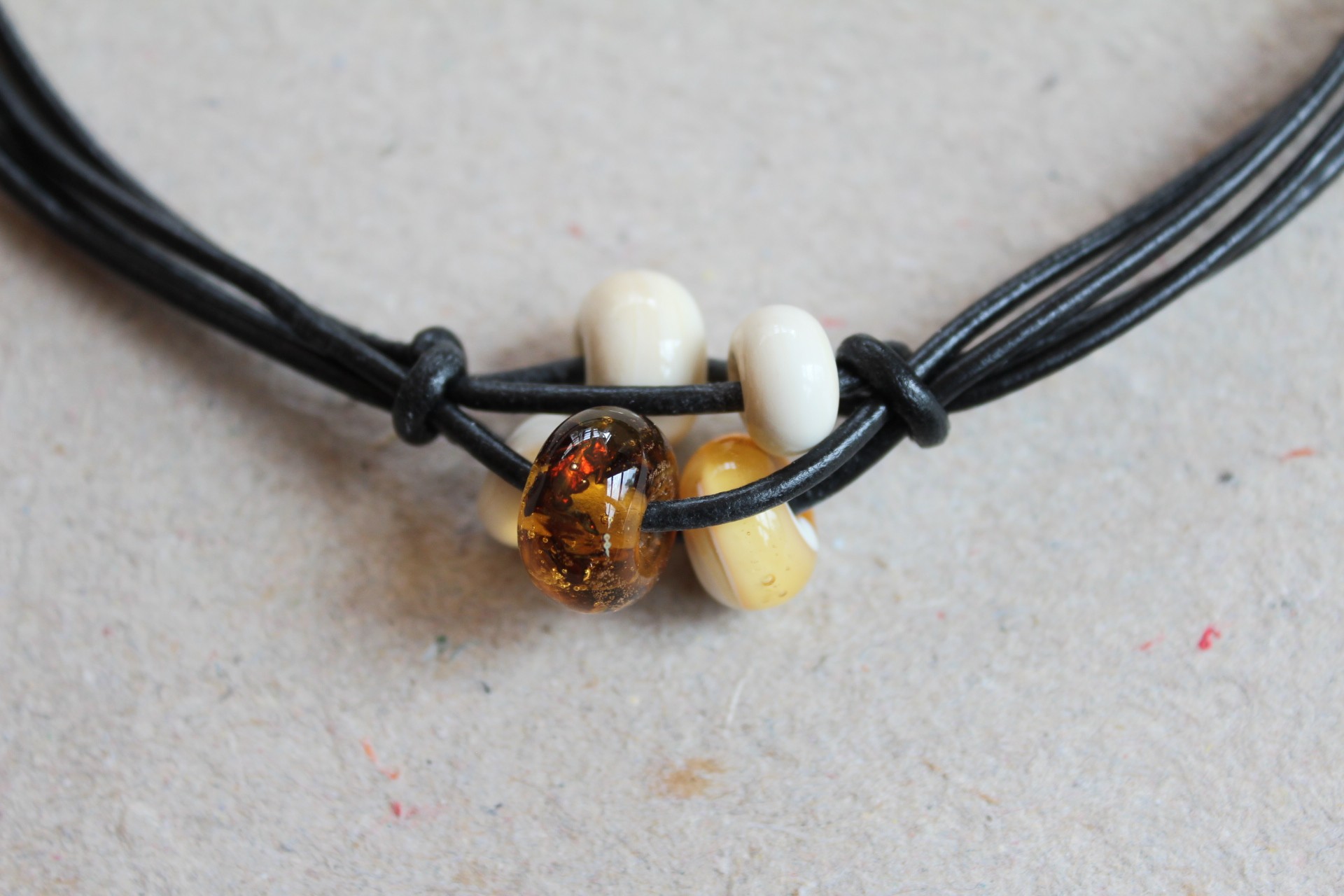 352.jpg Lædersnøre halssmykke