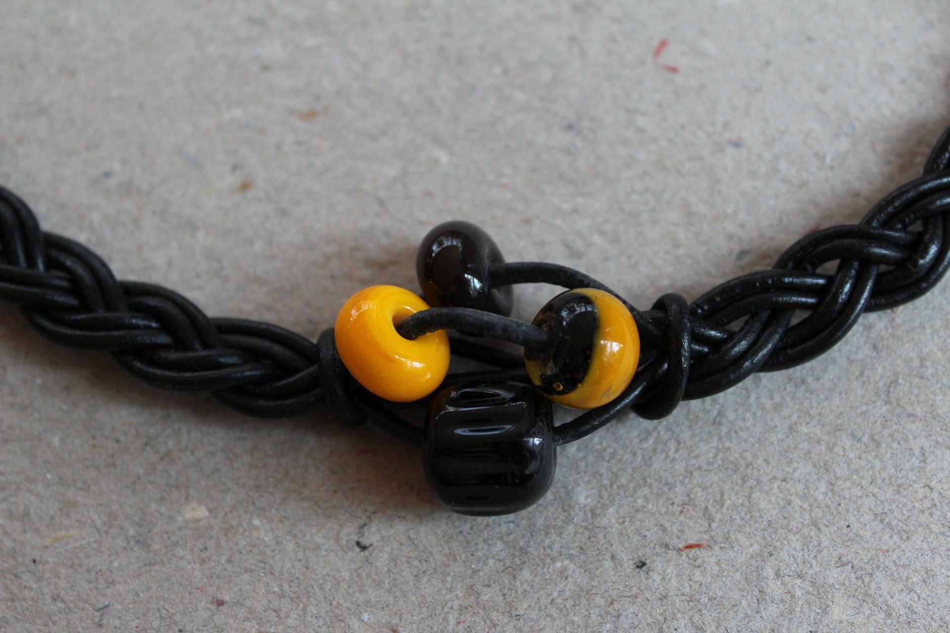 355.jpg Lædersnøre halssmykke