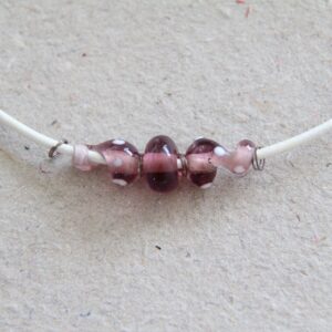 Lædersnøre halssmykke