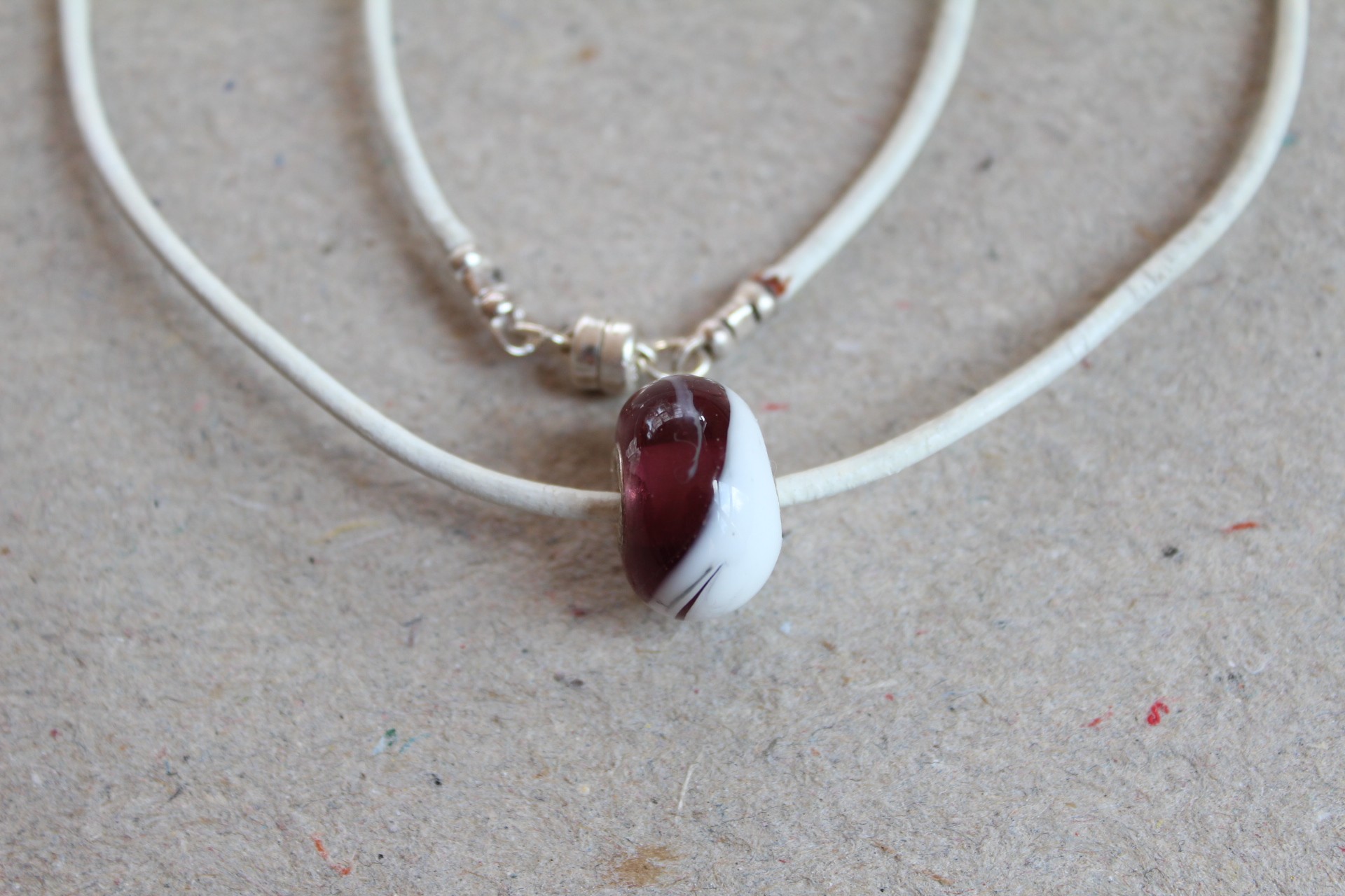 360.jpg Lædersnøre halssmykke