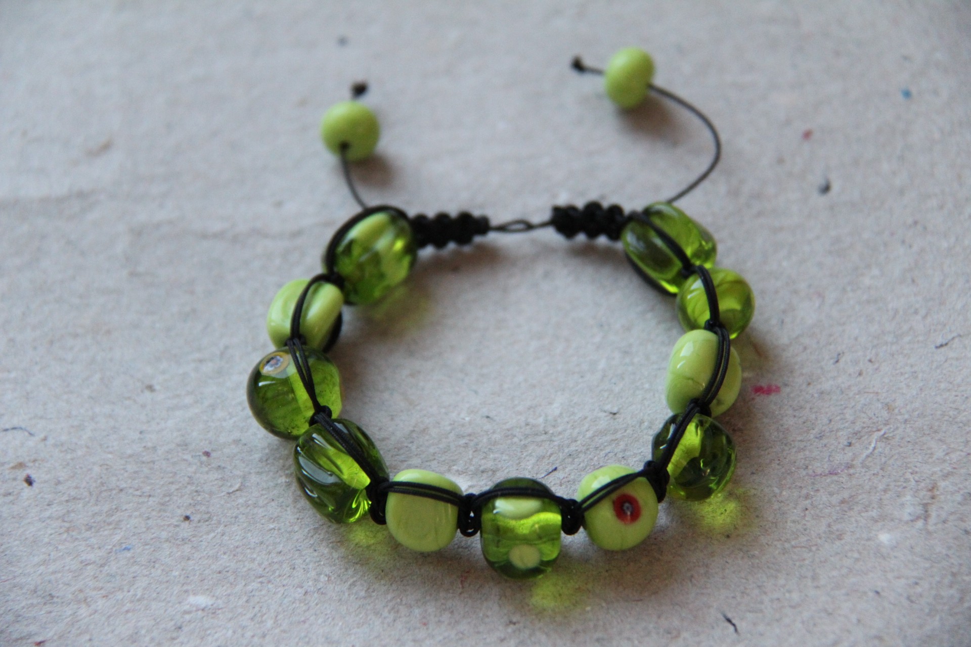 369.jpg Knyttesnøre Armbånd