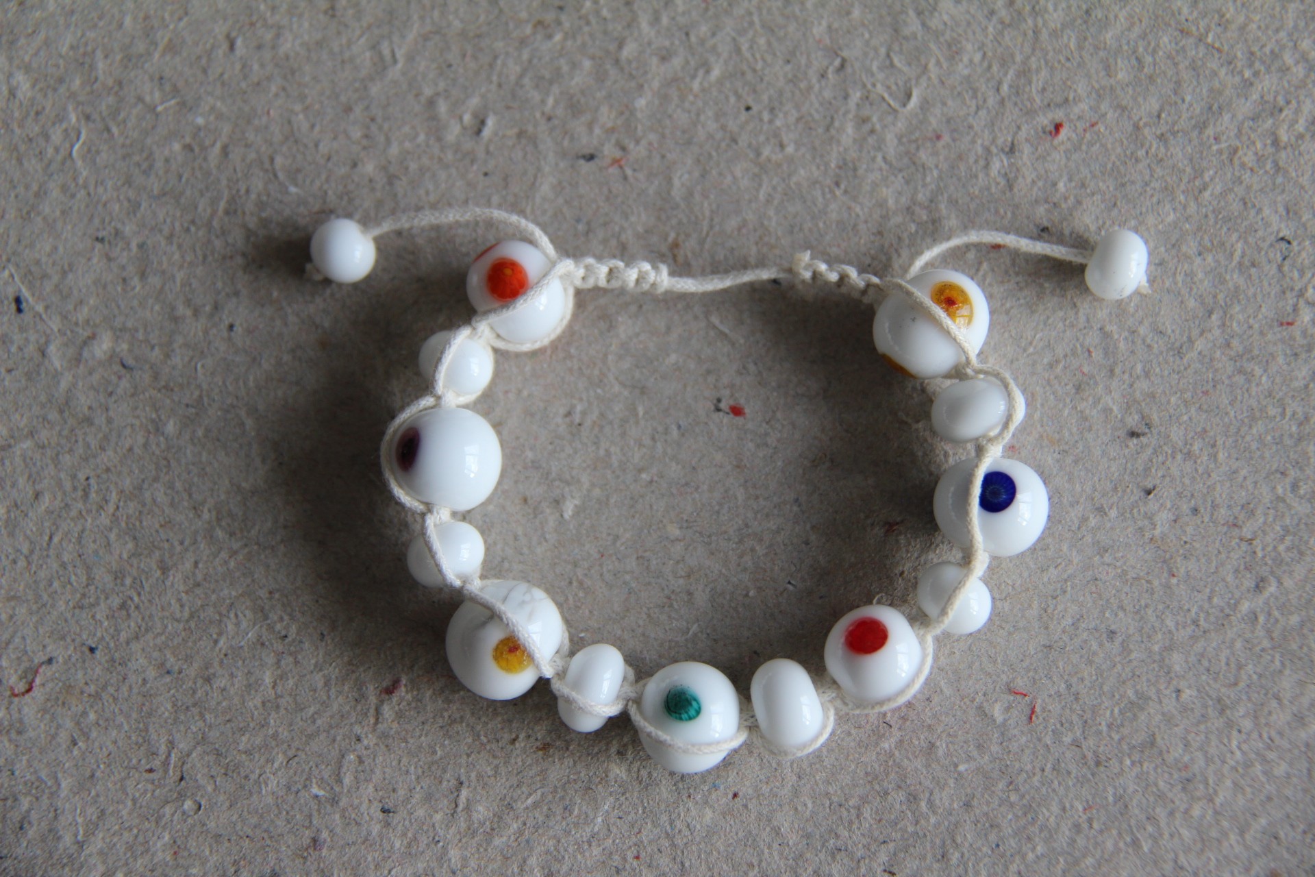 372.jpg Knyttesnøre Armbånd