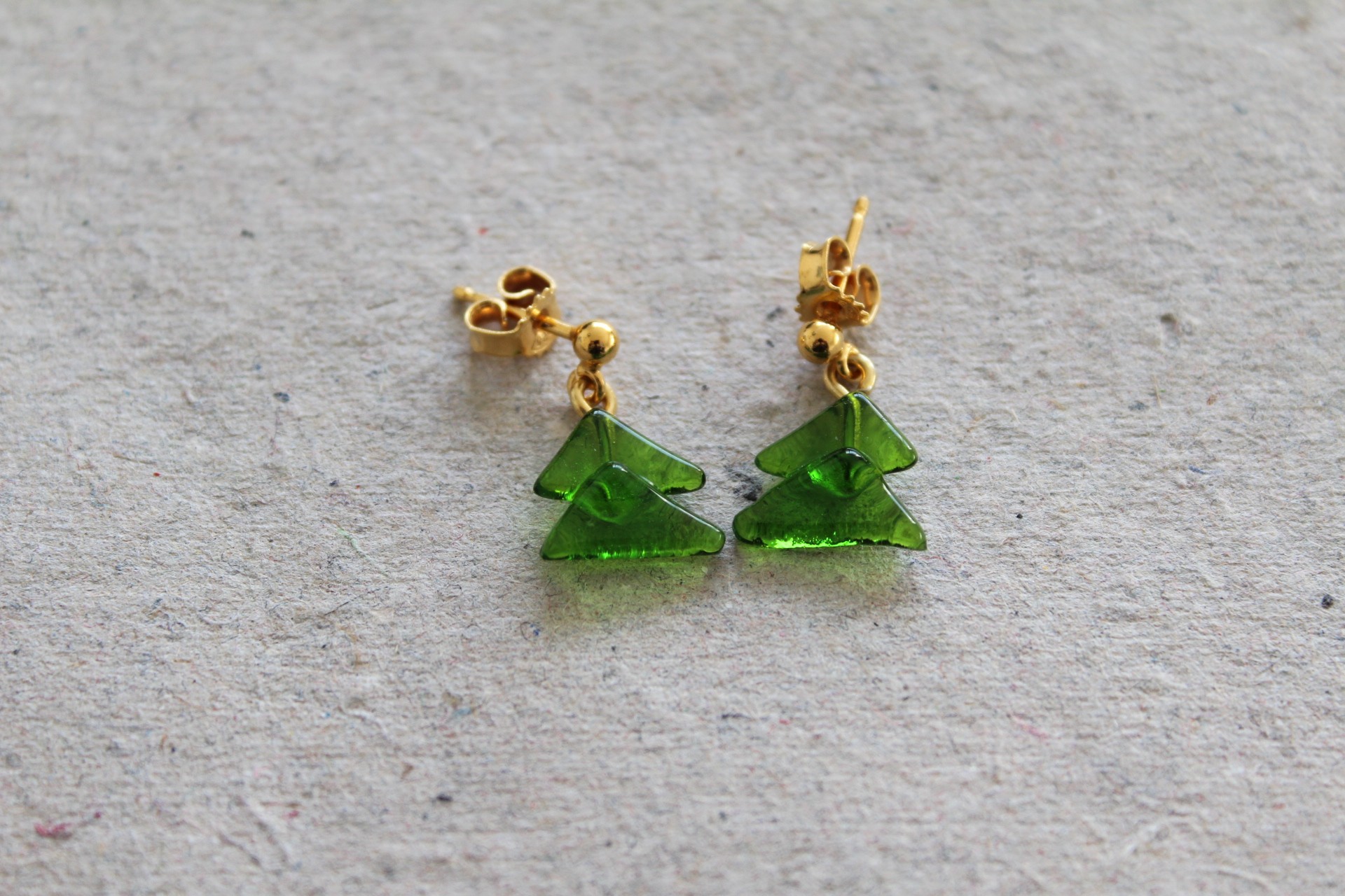 747.jpg Hængeørestikker