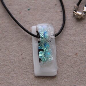 Lædersnøre halssmykke