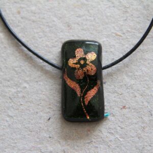 Lædersnøre halssmykke